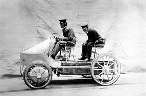Lohner-Porsche 1900